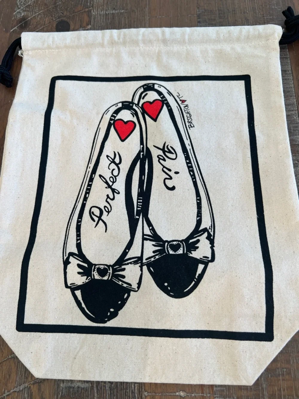 Brighton Travel Random Stuff Canvas Drawstring Bag Set with Red Heart